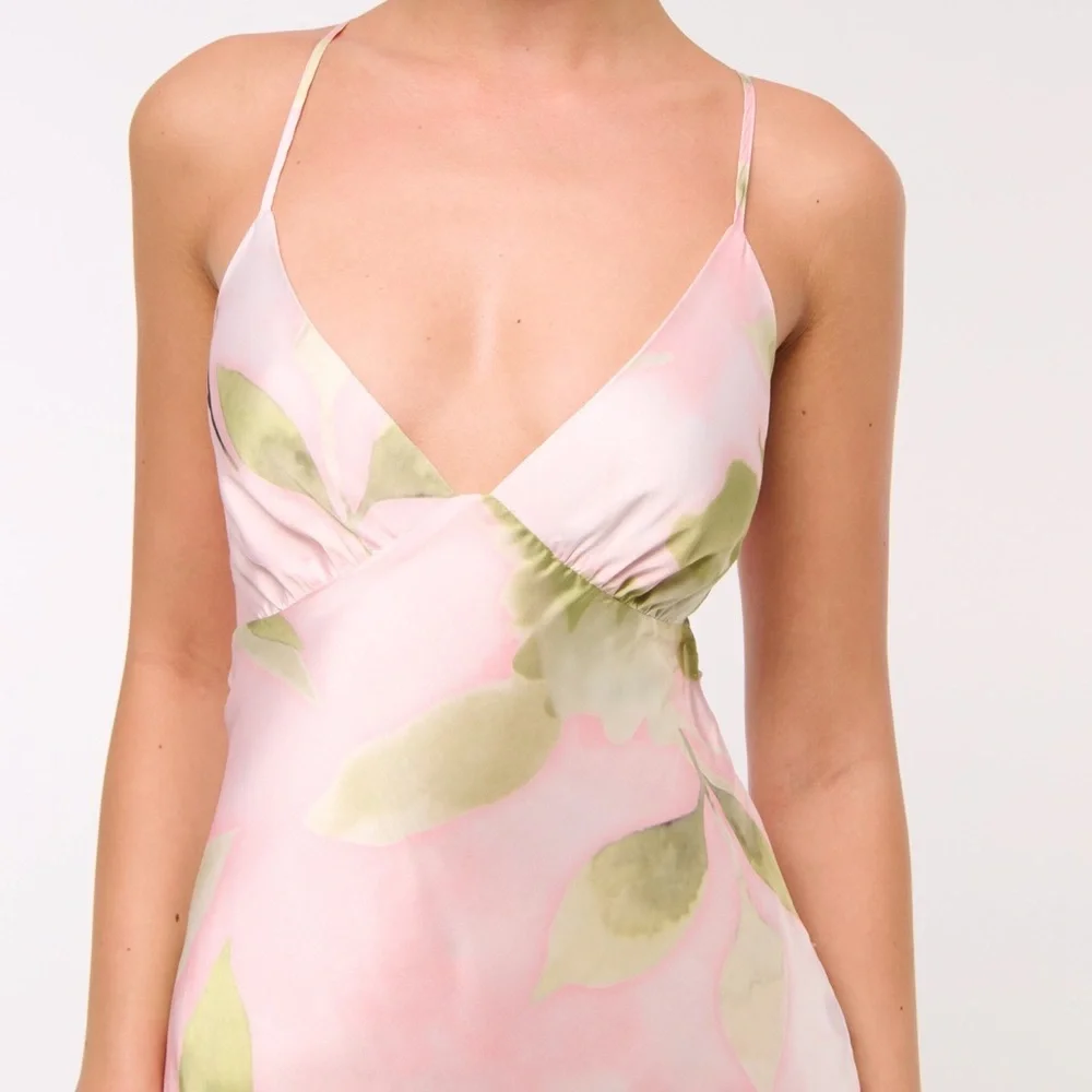 NWT Abercrombie & Fitch M Satin Julia Slip Tie-Back Maxi Dress Light Pink Floral